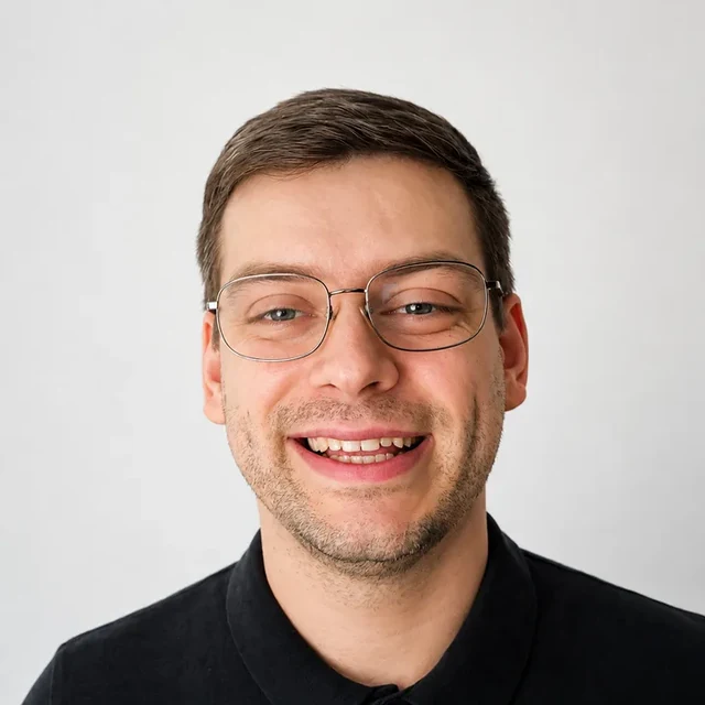 Dominik Königseder, Gründer von kollege247